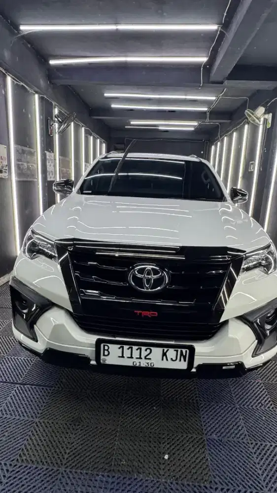 Fortuner 2.4 VRZ 4x2 Diesel