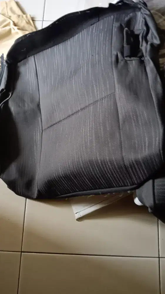 Jok mobil xenia R asli bawaan tahun 2019