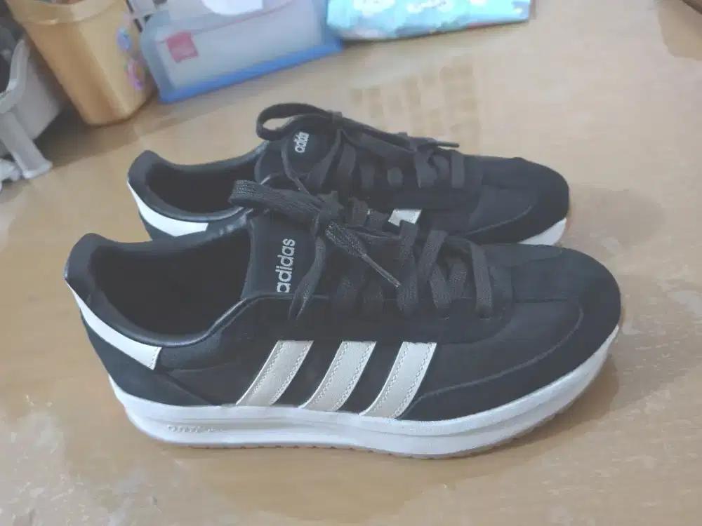 Sepatu Adidas LS run 70s 2.0