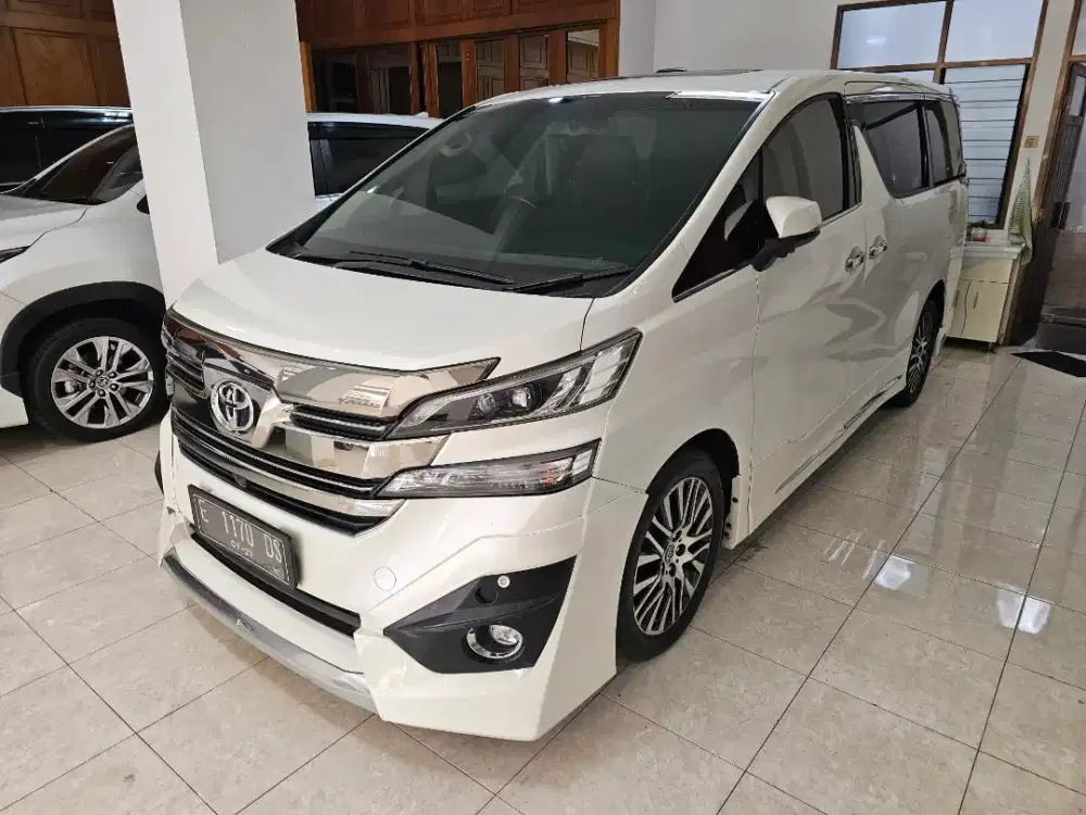 Toyota vellfire 2.5 G atpm limited at 2017 putih met,km 79rb,antik skl