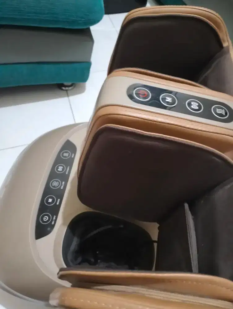 Alat pijat kaki merek PERFECT HEALTH