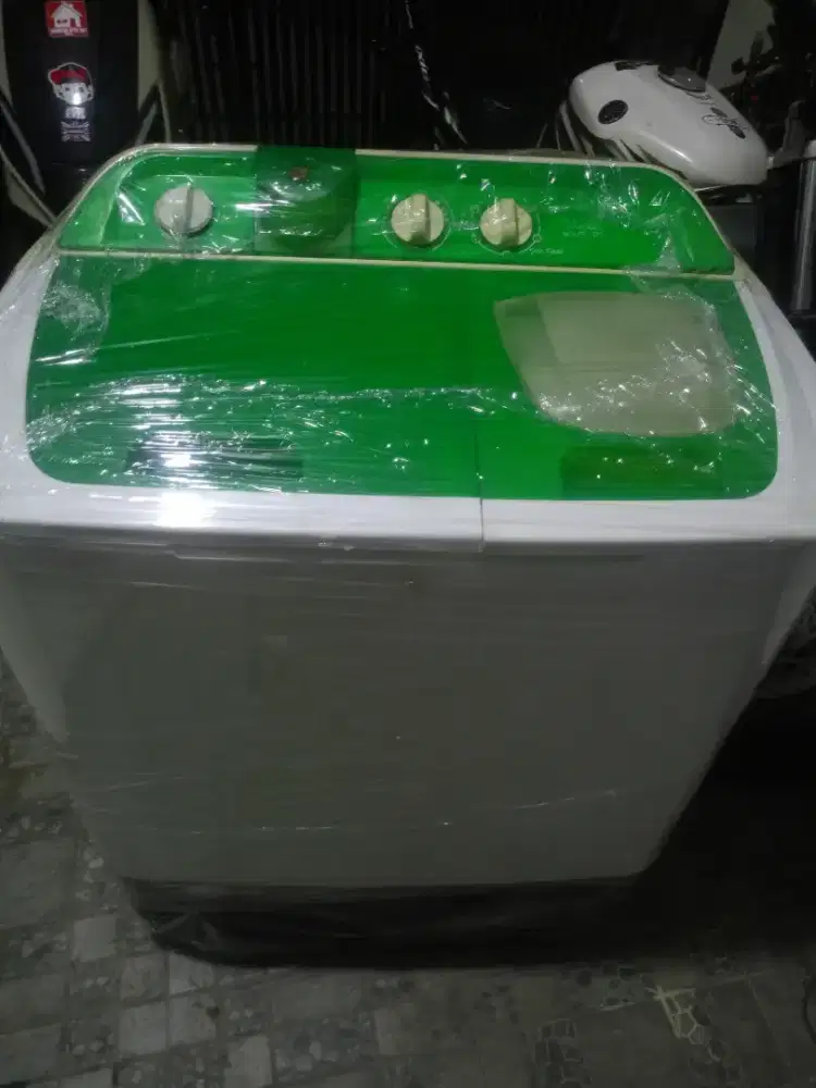 Mesin cuci 2 tabung merk denpoo mulusss 8kg