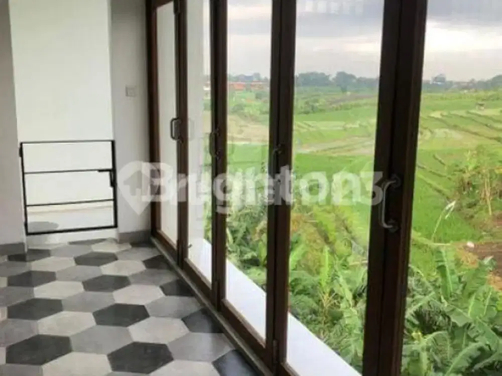 Villa 3 Lantai Full Furnished View Sawah Lokasi Buduk Badung