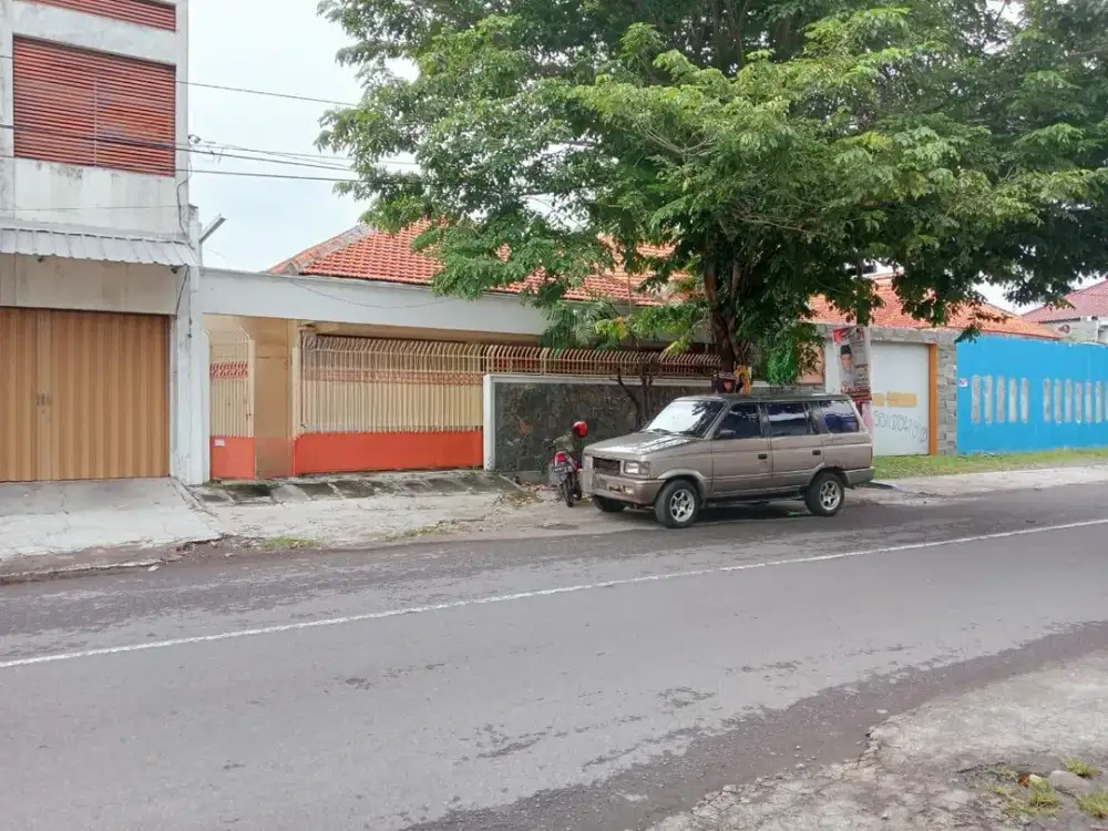 DISEWAKAN RUMAH AREA SERENGAN SOLO