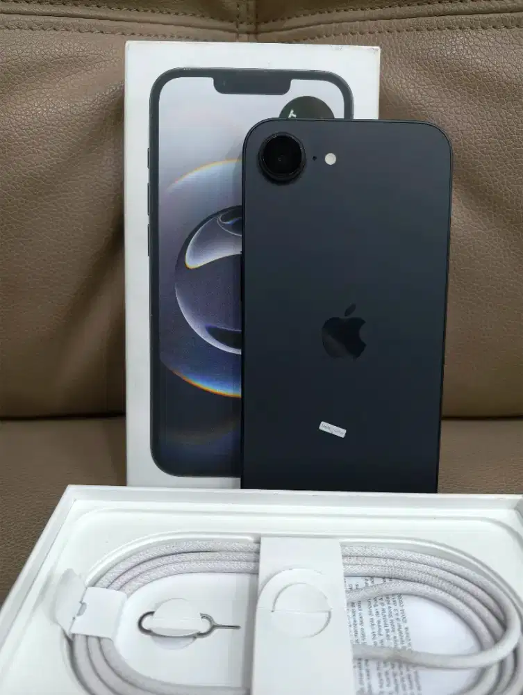 iPhone 16e 128GB iBox PA/A Garansi Panjang