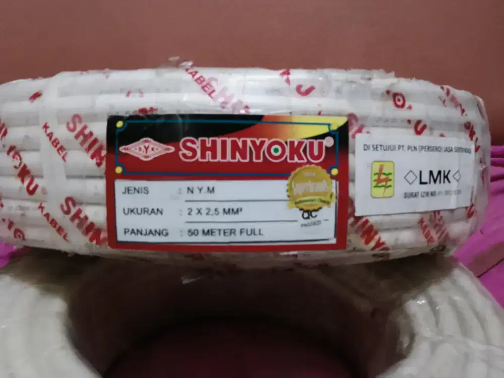 Kabel listrik merk Shinyoku ukuran 2 x 2,5 50M