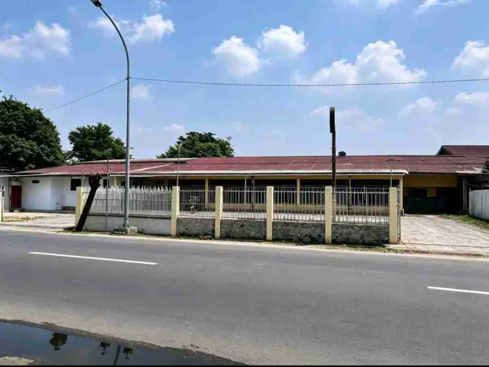 Disewakan Ex Restoran Atau Tempat Usaha Tole Iskandar Depok Jawa Barat Siap Pakai
