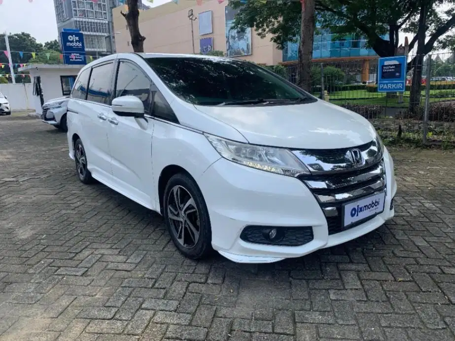 DP MURAH Honda Odyssey 2.4 E Bensin-AT 2016  CPIRB