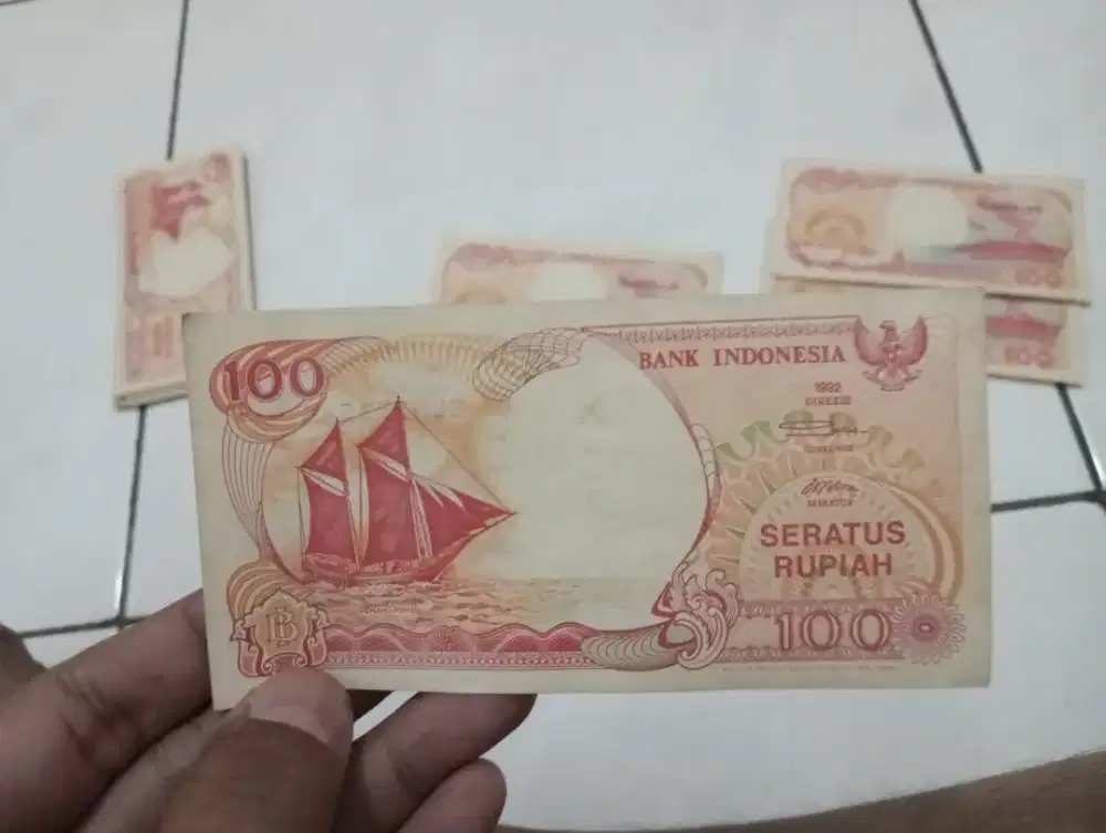 Uang Lama 100 Rupiah Kertas