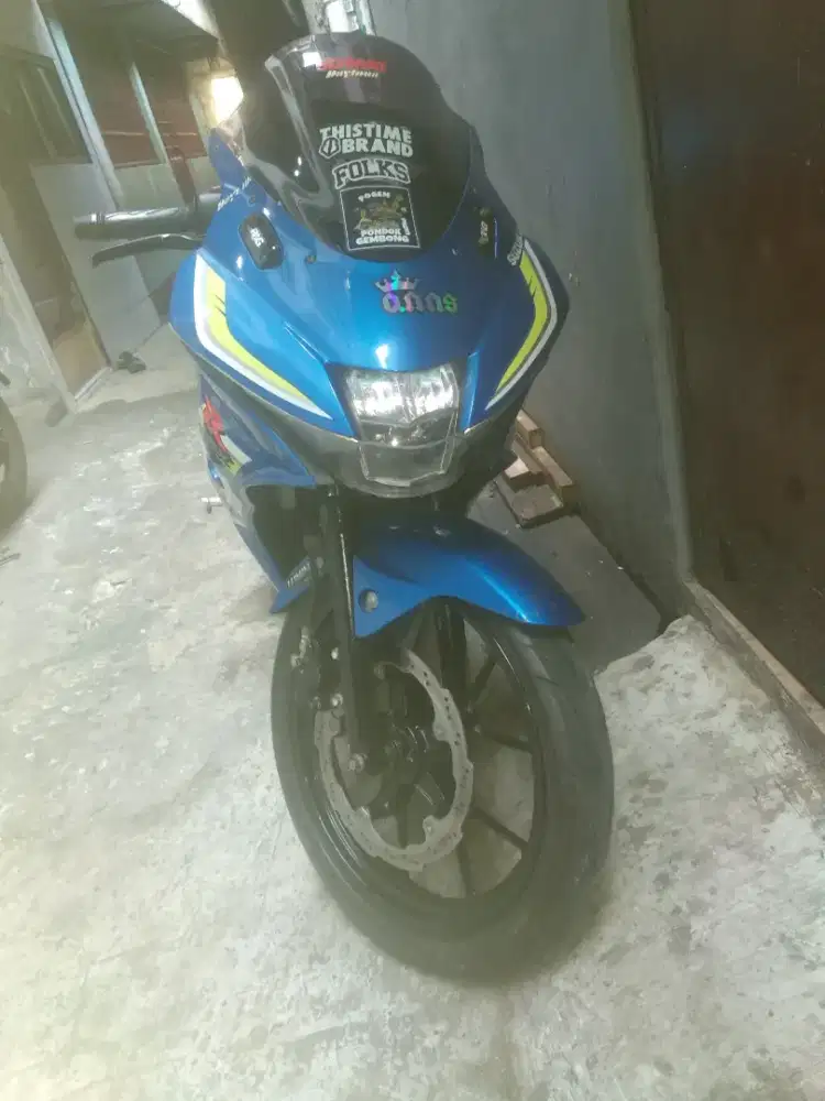 SUZUKI GSX R150