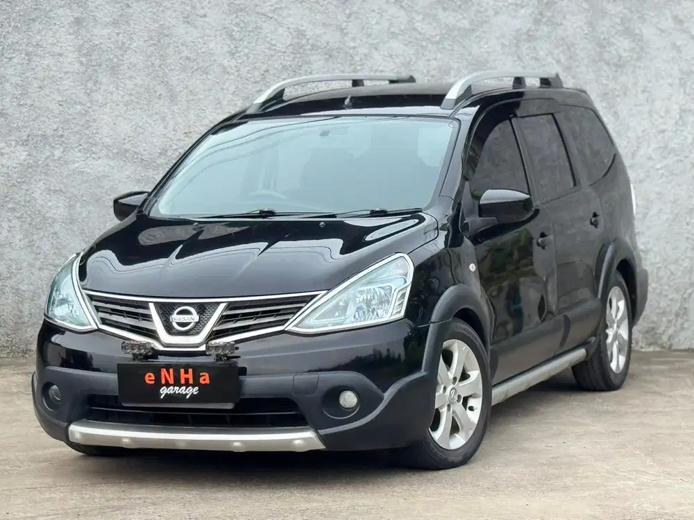 Nissan Grand Livina X-Gear 1.5 Matic 2014.. eNHa garage Semarang..