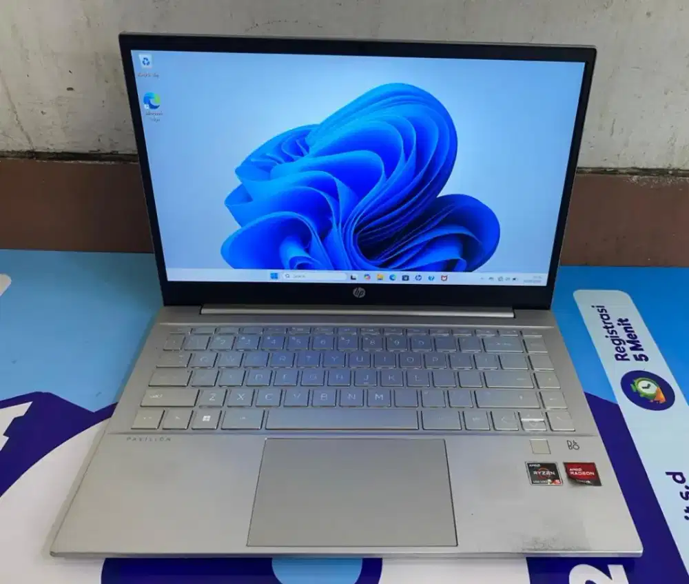 HP Paviliun 14 Ryzen 5 5500U/16GB/512GB/14 FHD WIN 11