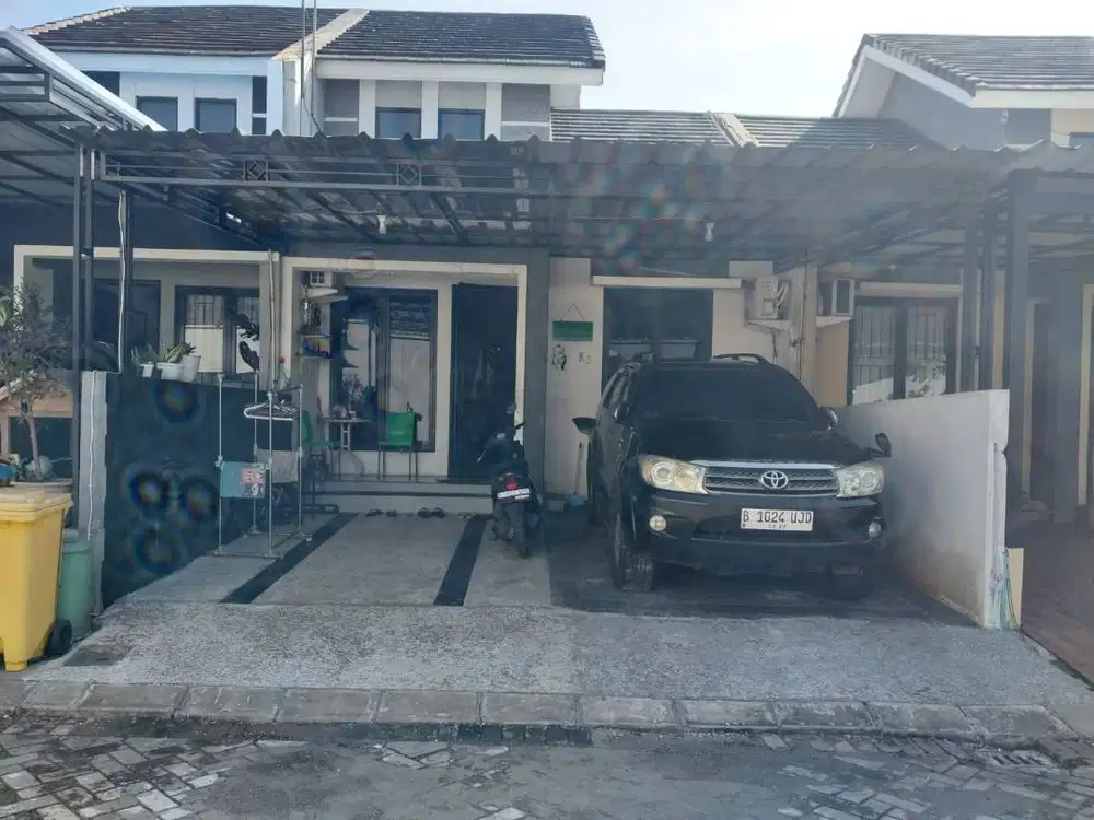 DIJUAL RUMAH SIAP HUNI KOMPLEK GREENHILLS CIPUTAT
