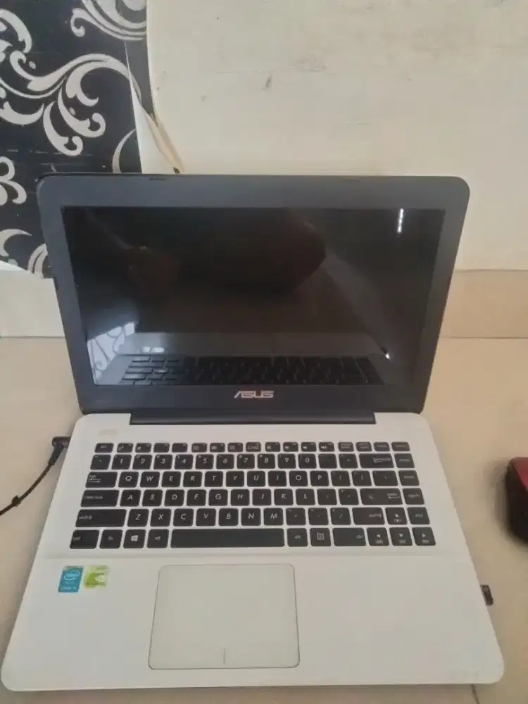 Laptop Asus Core i5 5200u Vga Geforce