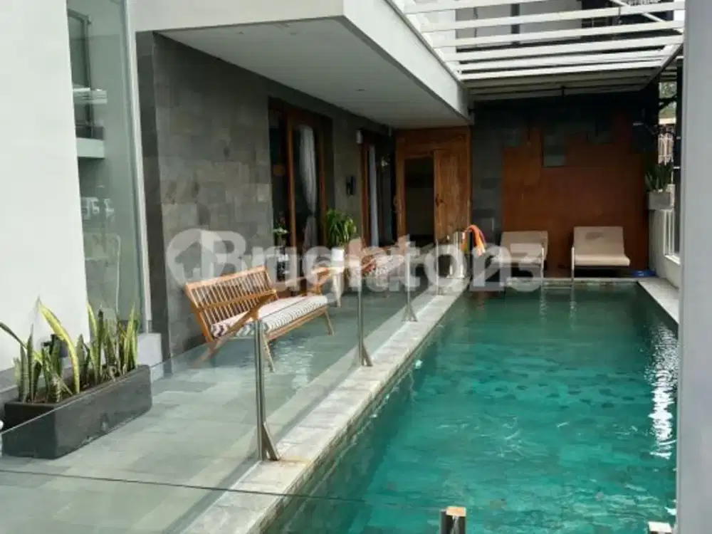 VILLA MODERN DI KAWASAN PREMIUM SEMINYAK