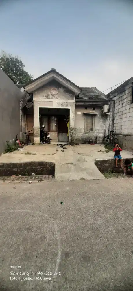 Di Jual Rumah di perumahan Perum Griya Cileungsi