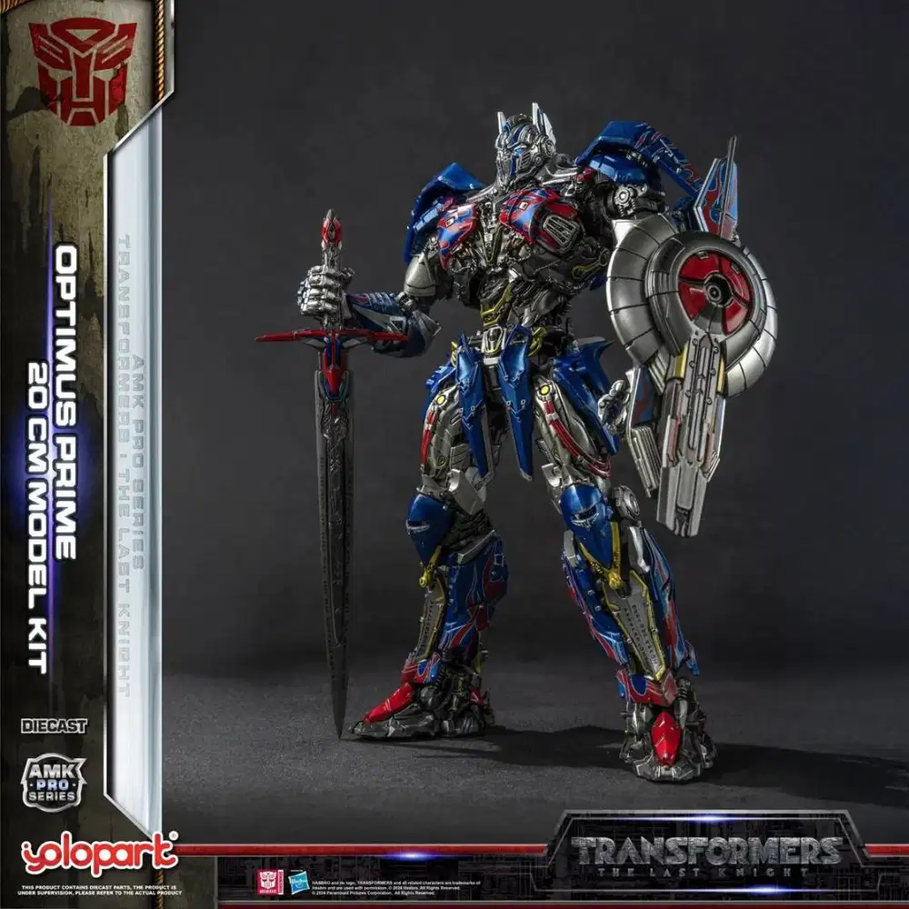 TRANSFORMERS: The Last Knight AMK PRO Series 20cm Optimus Prime Model