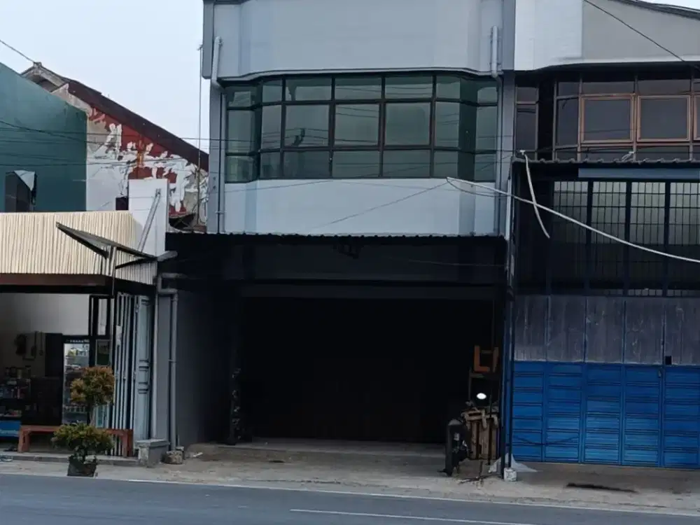 Disewakan Ruko Siap Pakai 2,5 Lantai Di Karanglewas