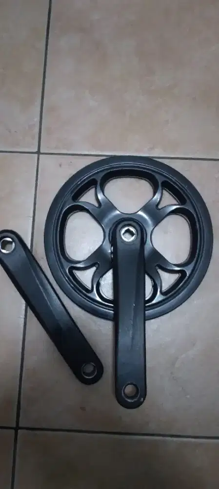 CRANK SEPEDA LIPAT