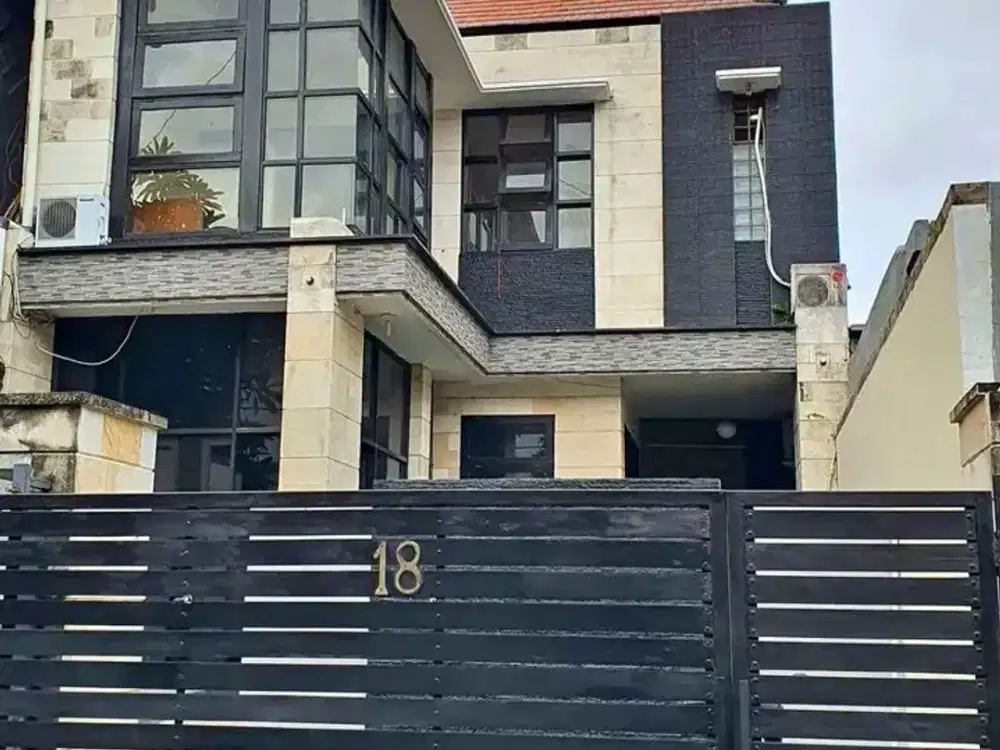 Di jual :  Rumah panjer area  Dekat jalan utama