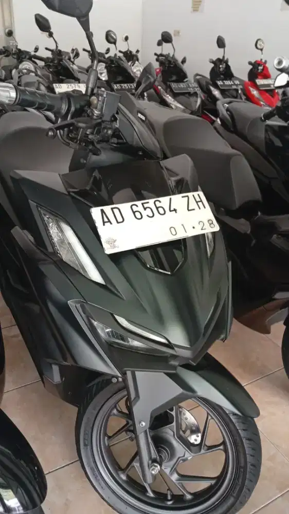 Vario160 hitam doff