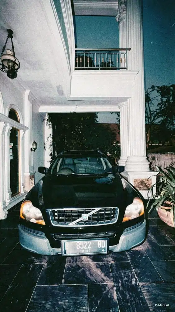 DIJUAL SUV VOLVO XC 90 2003 TIPE TERTINGGI