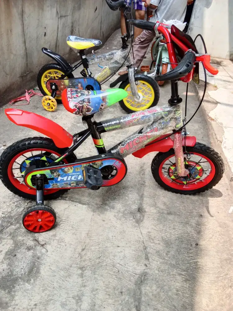 Sepeda anak ukuran 12inch
