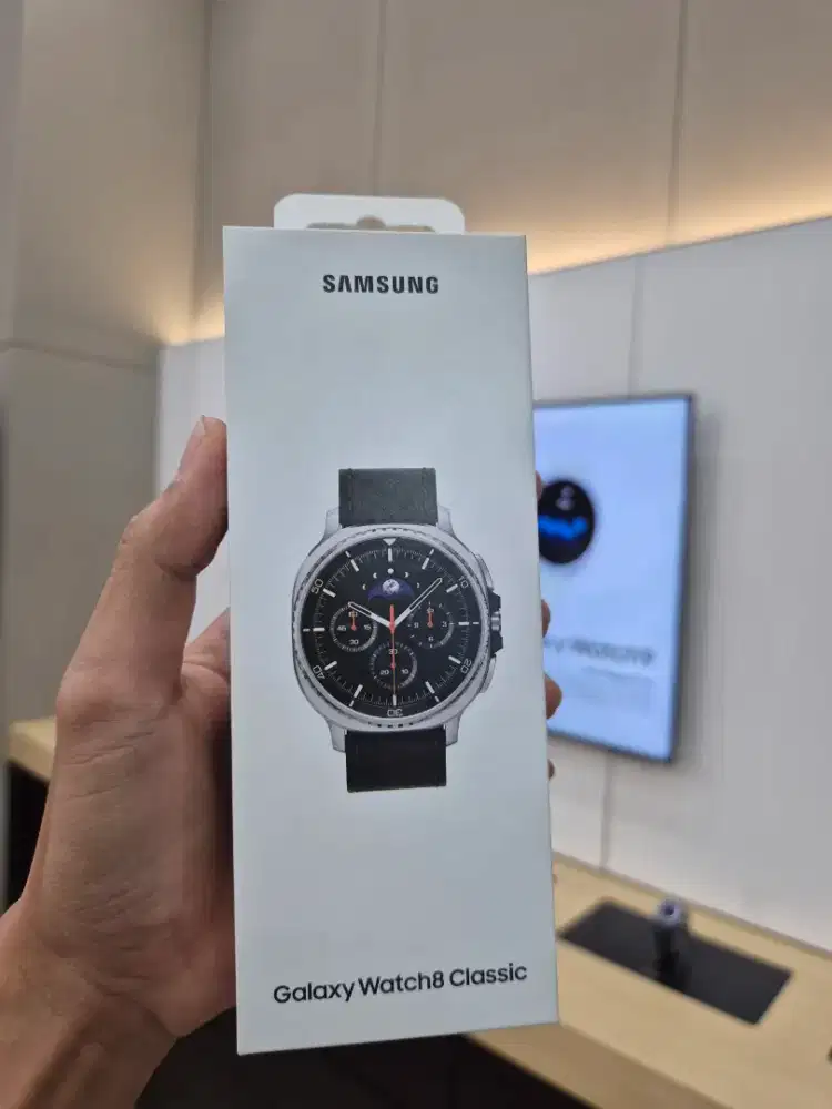 Promo New Watch 8 Classic - Samsung Queen City