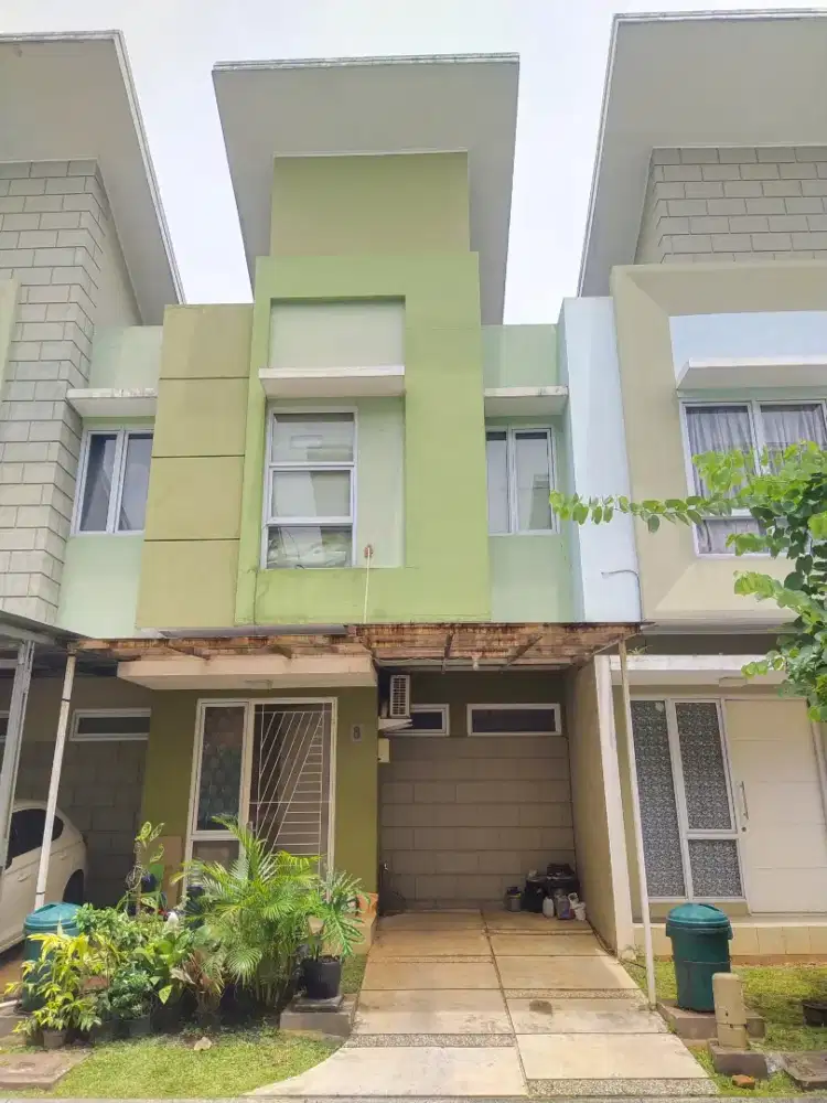 Disewakan rumah cluster @ Arcadia Village Gading Serpong