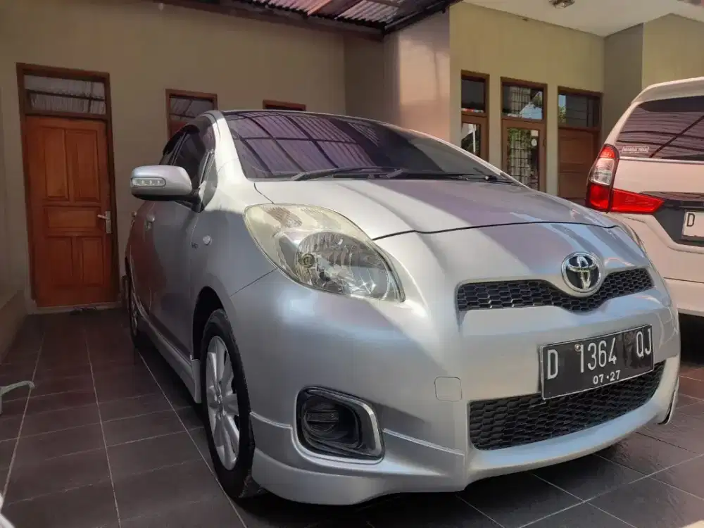 Toyota Yaris 2012 Bensin