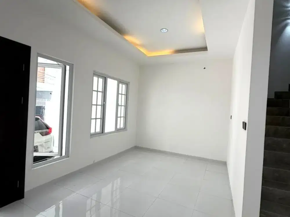 Rumah Dijual di Mandala Barat Jakarta Barat SHM Siap Huni