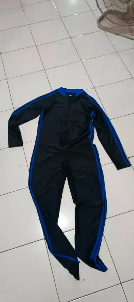 Baju renang untuk remaja
