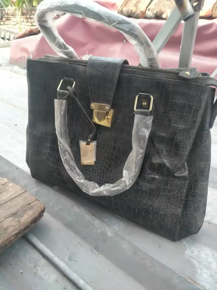 tas kulit  Oriflame