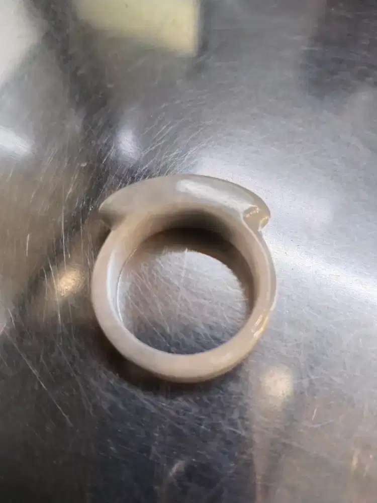 Cincin White Jade