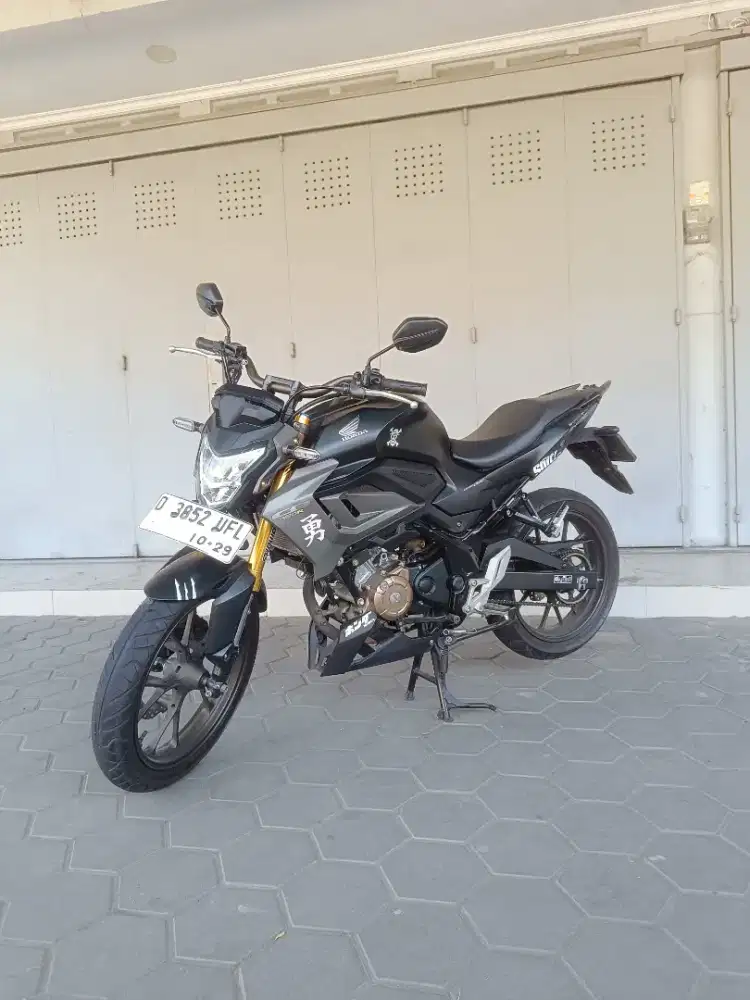 Honda CB150R New 2023 mulus