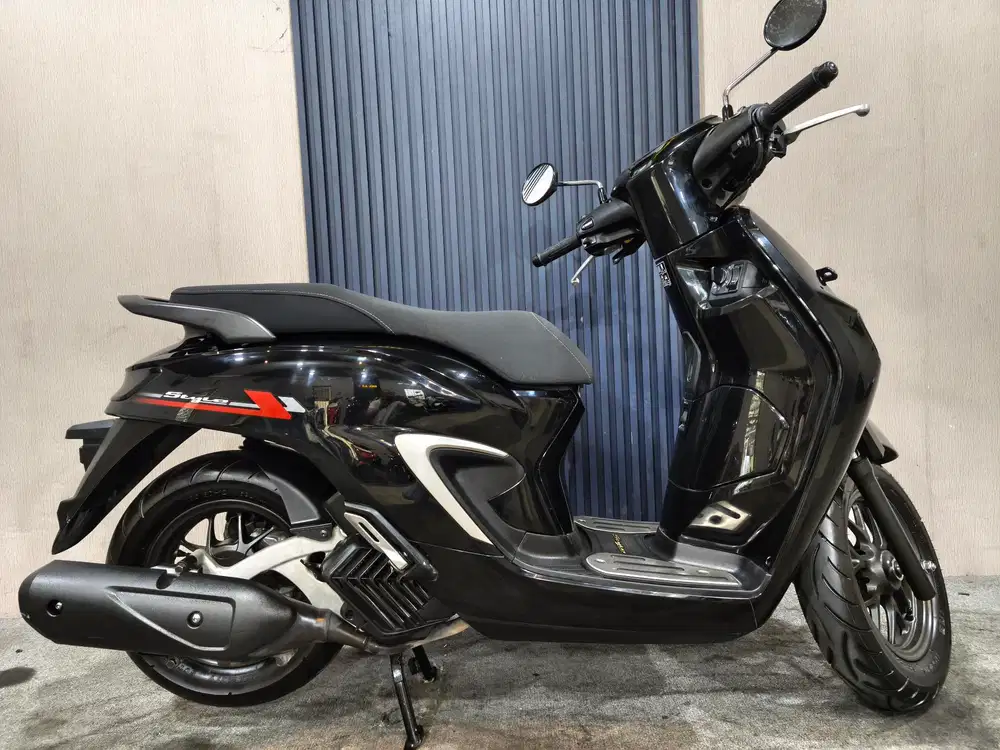 Stylo 160 CBS 2025 LIKE NEW mulus terawat siap pakai...