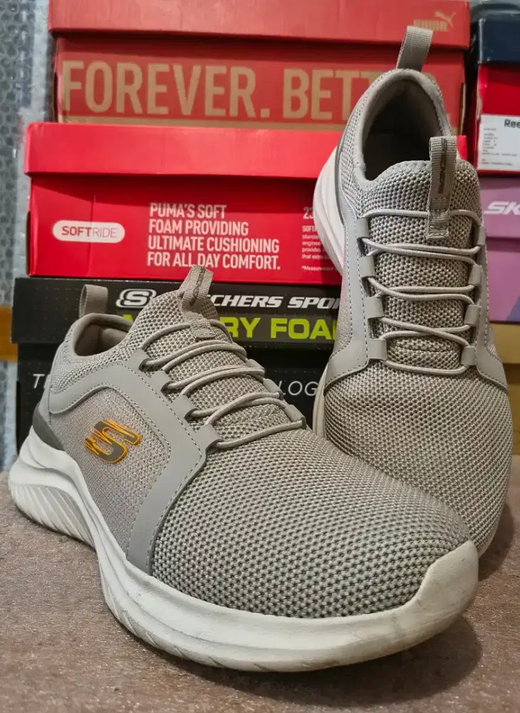 Sepatu Skechers