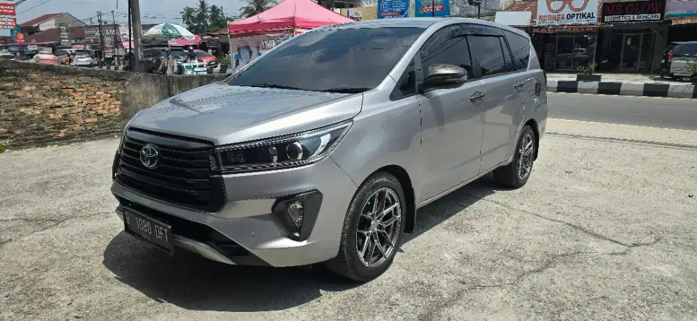 Totyota Innova Reborn Diesel Matic Type V 2022