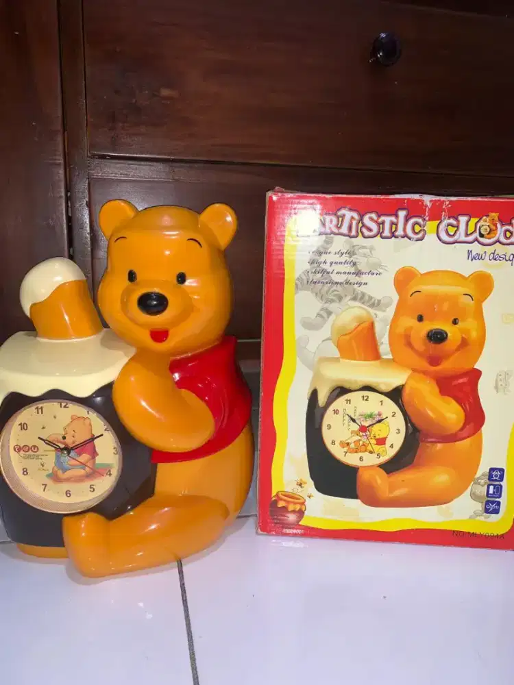 Jam Winnie the pooh