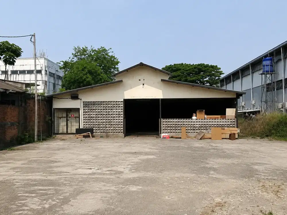 kavling usaha Lokasi Strategis di Jl Limo Raya Cinere