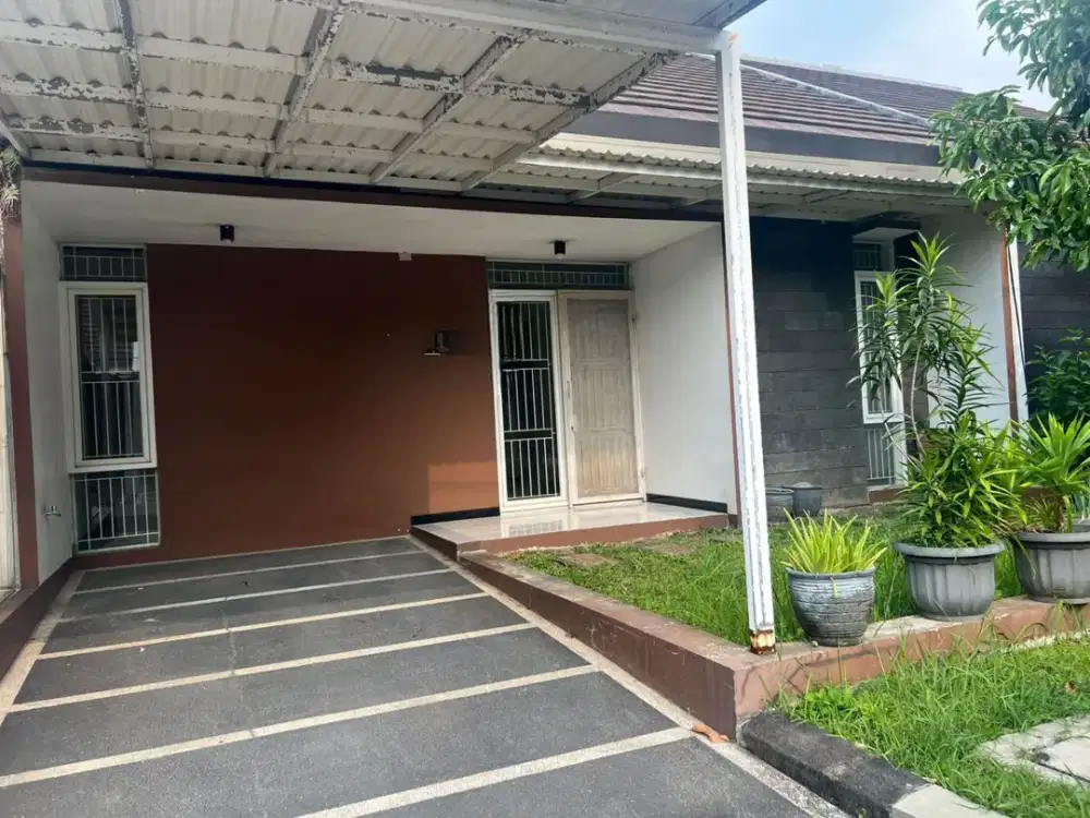 Termurah Rumah 2 Lantai Siap Huni di Sommerville Taman Kopo Indah 5 (Tki 5) Bandung