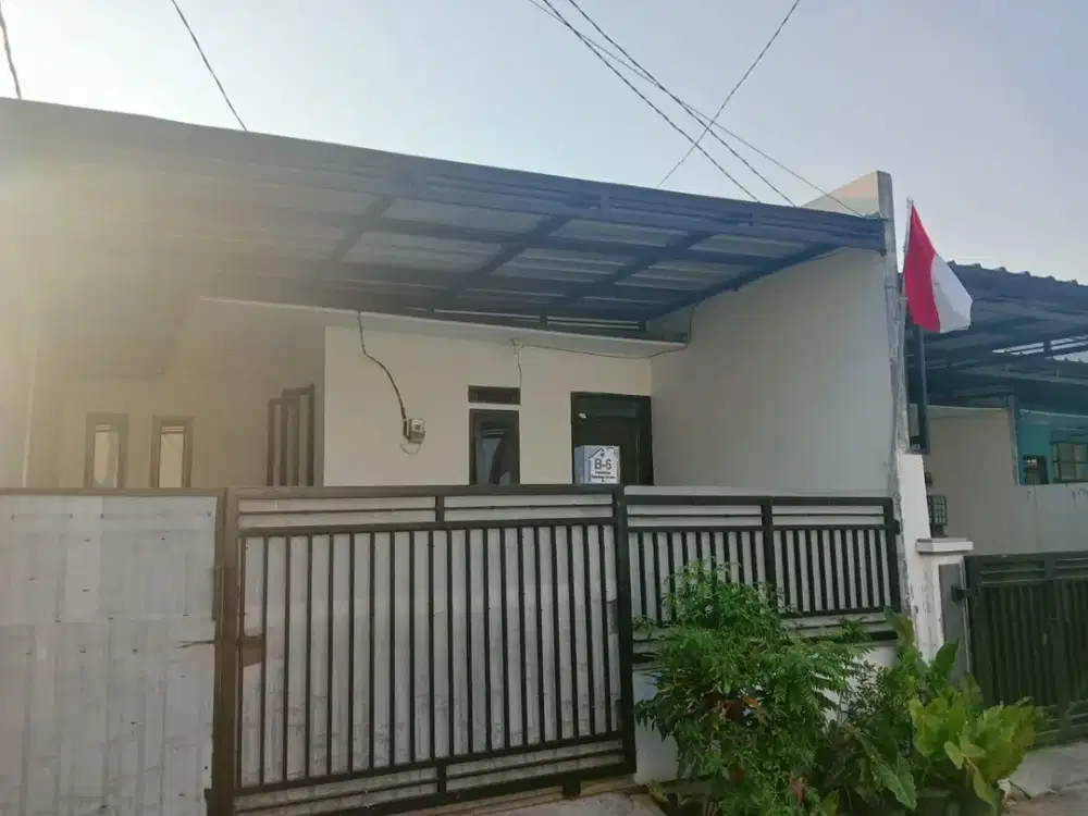 Di Jual Cepat Rumah Cantik, Posisi Hoek, di Padurenan Mustika Jaya, Bekasi