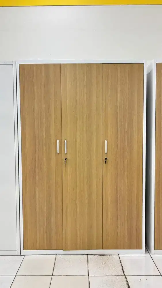 Promo Lemari Pakaian Metal 3 Pintu | Lemari Baju
