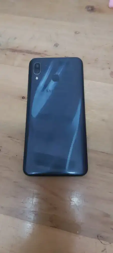 Samsung Galaxy A20