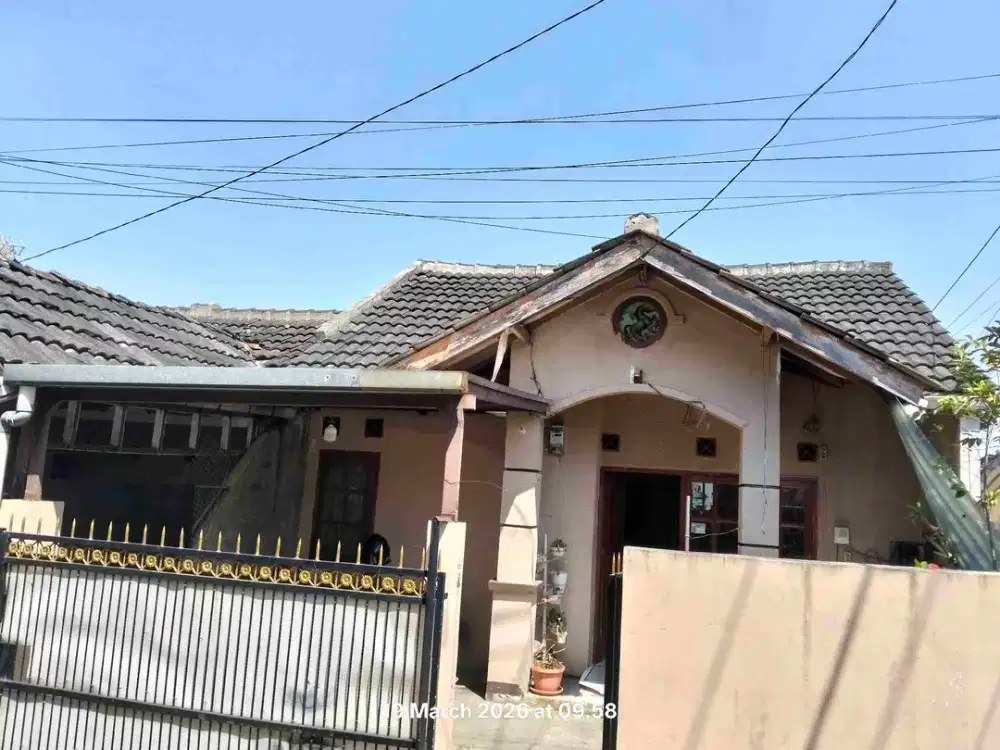 Rumah di Taman Cibaduyut Indah Hadap Timur Air Sible