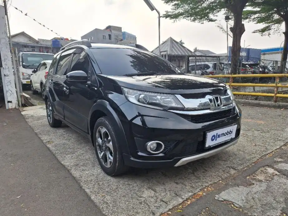 DP MURAH Honda BR-V 1.5 E Bensin-AT 2017  CKKXB