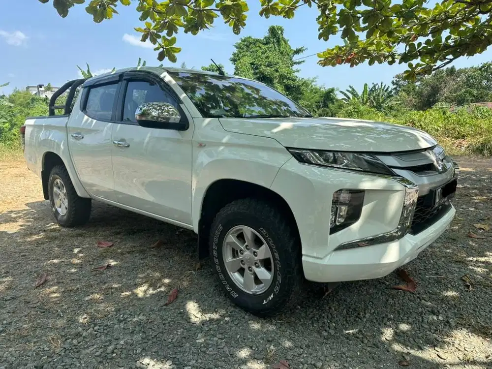 Mitsubishi Triton Double Cabin GLS 4x4 Putih 2022 Tangan Pertama