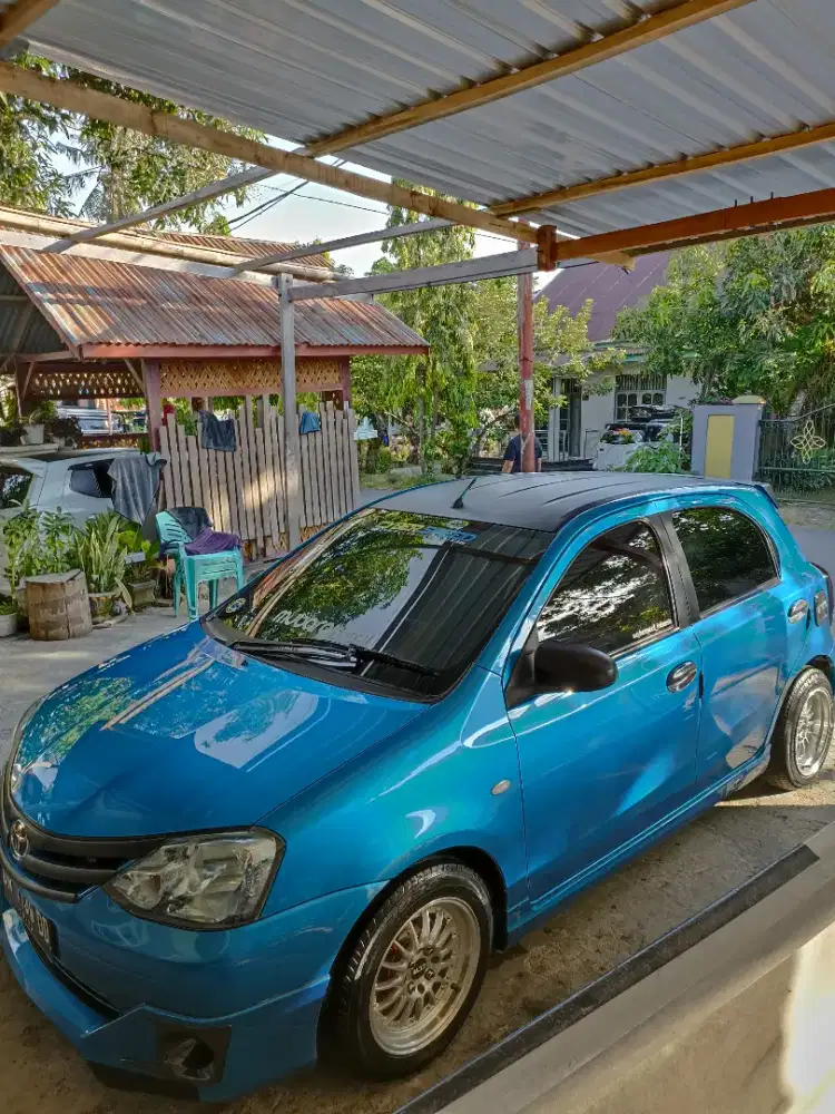 Jual cepat Toyota Etios Valco 2013