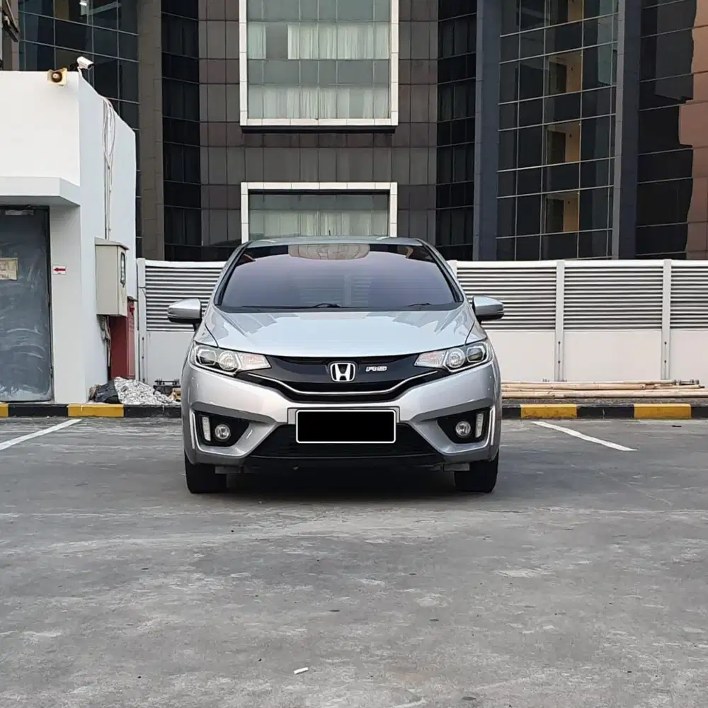 HONDA JAZZ RS 2016 KM RENDAH