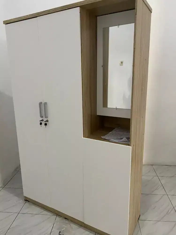 Jual Lemari Pakaian Oak White / Wardrobe - Cubic LUNA LPM 301